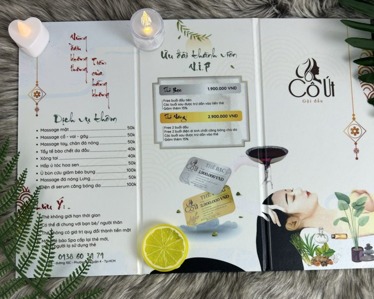 In menu nhựa cho quán cà phê ngoài trời bền bỉ, chịu nắng mưa
